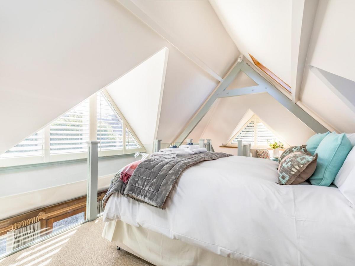 Pass The Keys Peaceful And Beautiful 1 Bedroom Barn Conversion Chichester Exterior foto